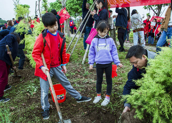 西奧多公益植樹(shù)活動(dòng)